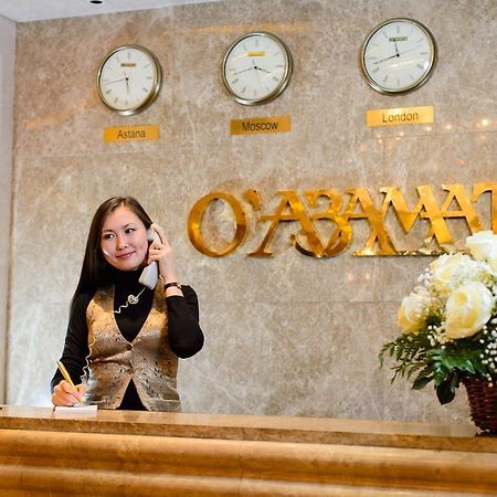 O Azamat Hotell Astana Eksteriør bilde