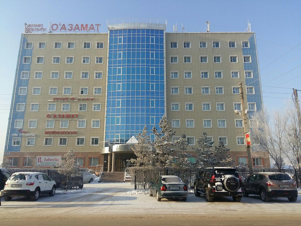 O Azamat Hotell Astana Eksteriør bilde